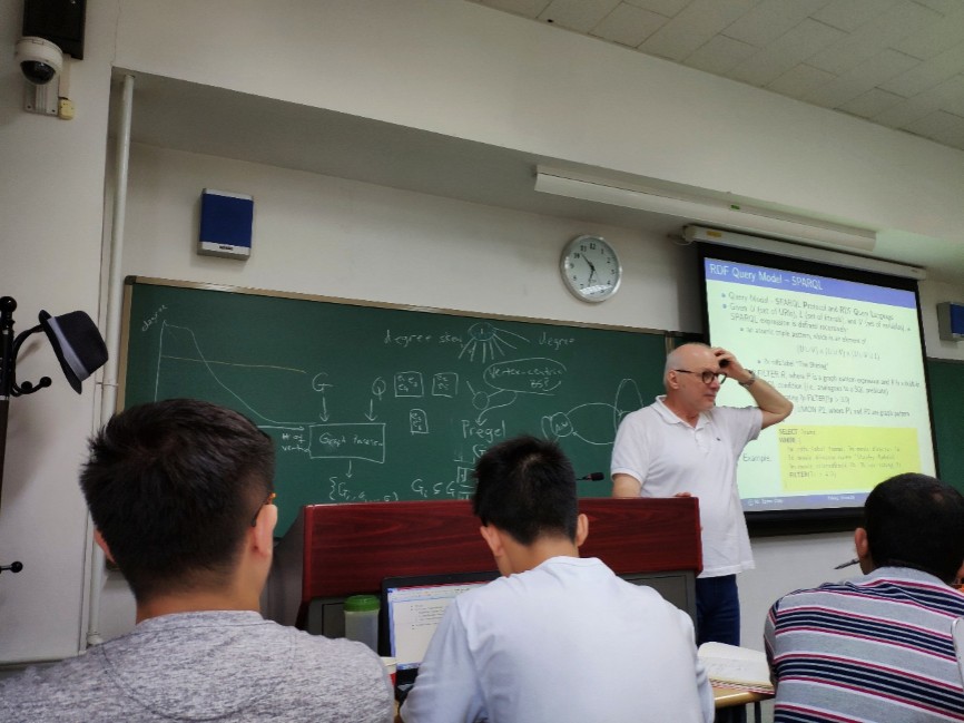 大数据系统基础2.jpg 大数据系统基础2.jpg